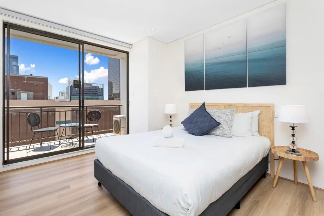 Perth CBD Retreat: Victoria Ave 1BR Apt